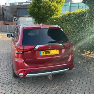 2016 Mitsubishi Outlander 2.0 petrol hybrid GX 4h PHEV Automatic - Image 6