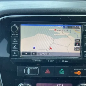 2016 Mitsubishi Outlander 2.0 petrol hybrid GX 4h PHEV Automatic - Image 8