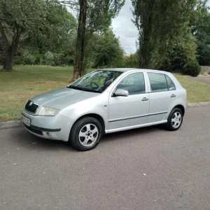 53 SKODA FABIA 1.9 TDI DIESEL 5 DOOR HATCH - Image 4