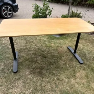 Large IKEA Bekant desk with cable tidy