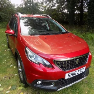 2016 Peugeot 2008 1.2 PureTech Allure 5-door Hatchback - Image 2