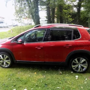 2016 Peugeot 2008 1.2 PureTech Allure 5-door Hatchback - Image 7