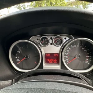 2009 Ford Focus Titanium 2.0 Petrol Auto - Image 6