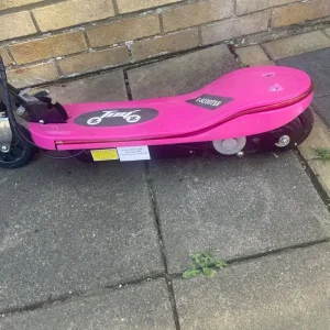 Electric scooter - Image 2