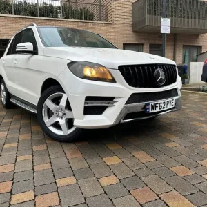 2012 Mercedes-Benz M-Class 3.0 ML350 V6 BlueTEC 4WD Estate - Image 6