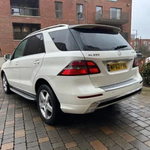 2012 Mercedes-Benz M-Class 3.0 ML350 V6 BlueTEC 4WD Estate - Image 7