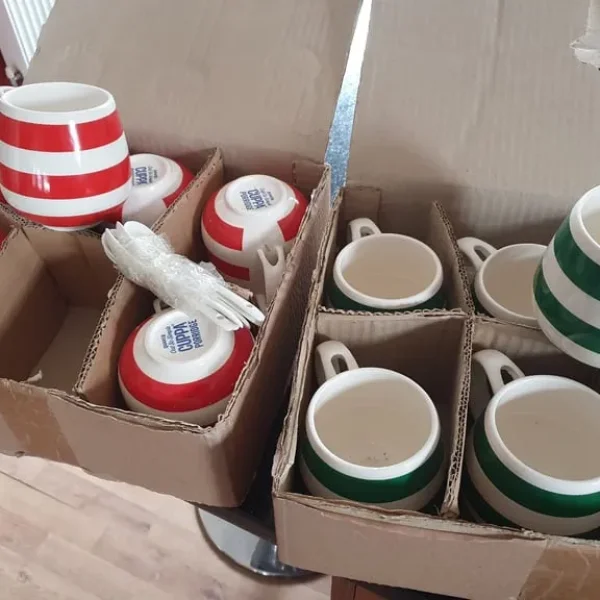 Oat/Tea Mugs – Green, Red, Yellow