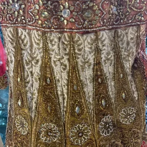 Asian wedding dress size 16/18 large - Image 8