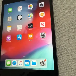 Apple iPad Mini 2 32GB Black with Wi-Fi and iOS 12 - Image 3