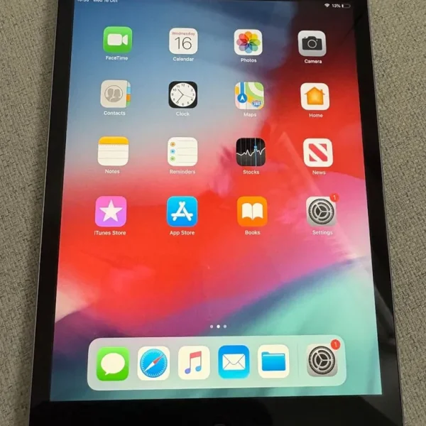 Apple iPad Mini 2 32GB Black with Wi-Fi and iOS 12