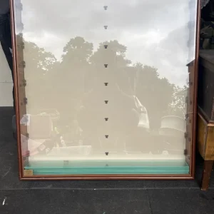 Showcase display cabinet
