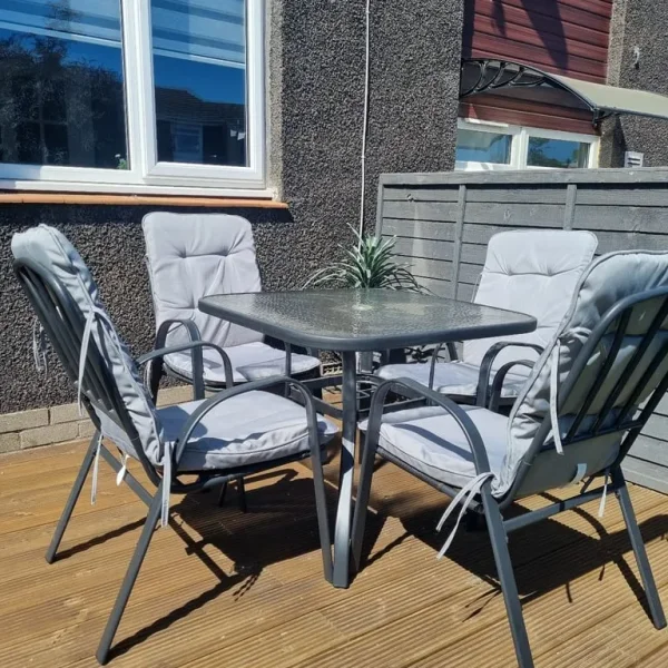 Garden 5-piece table and chairs