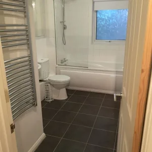 2 Bedroom Flat - Image 2