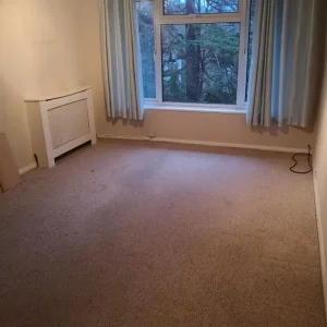 2 Bedroom Flat - Image 4