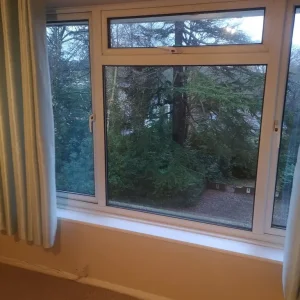 2 Bedroom Flat - Image 5