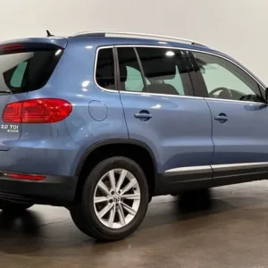 2012 Volkswagen Tiguan 2.0 TDI BlueMotion Tech SE 5-door Diesel Manual 4WD - Image 4