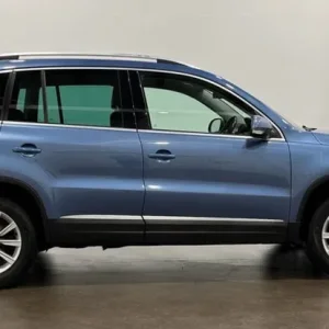 2012 Volkswagen Tiguan 2.0 TDI BlueMotion Tech SE 5-door Diesel Manual 4WD - Image 7