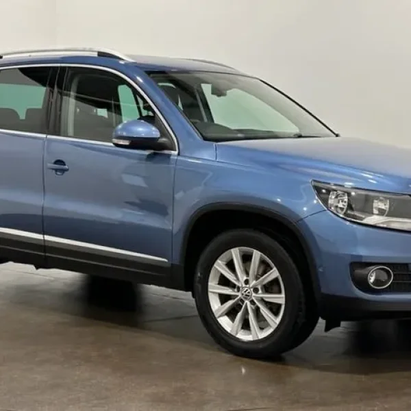 2012 Volkswagen Tiguan 2.0 TDI BlueMotion Tech SE 5-door Diesel Manual 4WD