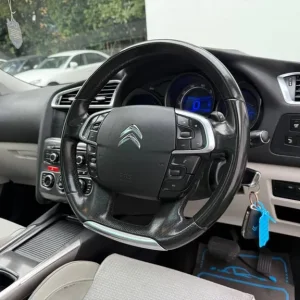 2012 Citroen C4 1.6 THP Exclusive 5-door hatchback - Image 2