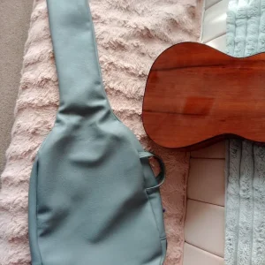 Vintage Guitar G-101 - Image 4