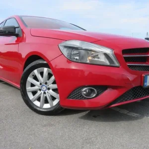 2013 Mercedes-Benz A-Class 1.6 BlueEfficiency SE 5-door hatchback - Image 8