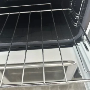 Good as new Newworld Newhome freestanding gas cooker - Image 5