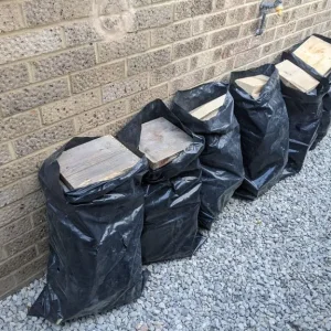 Firewood and kindling - Image 2