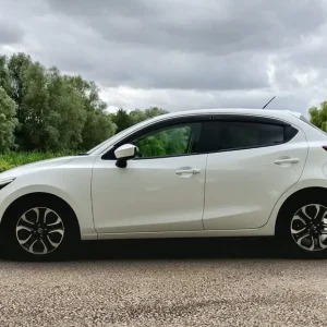 Mazda Demio 1.5d Auto Paddleshift 5dr Hatchback Diesel - Image 5