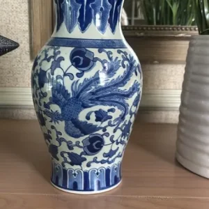 Ceramic Oriental-style vase - Image 2