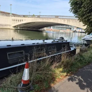38ft Narrow Boat with Lister Engine - Image 3