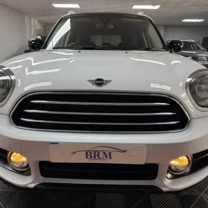 2019 MINI Countryman 2.0D Cooper D Exclusive All4 5-door Hatchback - Image 6