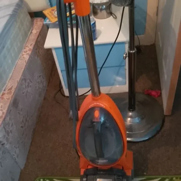 VAX CARPET CLEANER