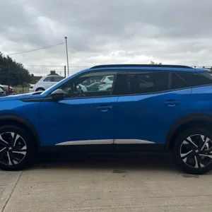 2023 Peugeot 2008 1.2 PureTech Allure Premium SUV - Image 6