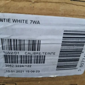 White ceramic tiles - Image 2