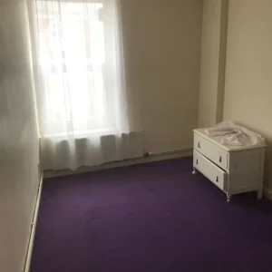 2 bed flat - Image 4