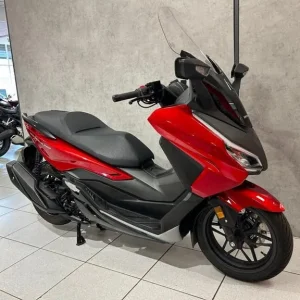 73/2023 Honda Forza 350 NSS350 - 1041 miles - Image 3