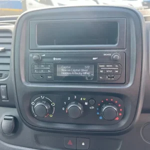 2016 Vauxhall Vivaro 2900 1.6 CDTI Diesel Panel Van - Image 8