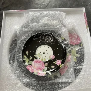 3 Tier Cake Stand - Black - Image 2
