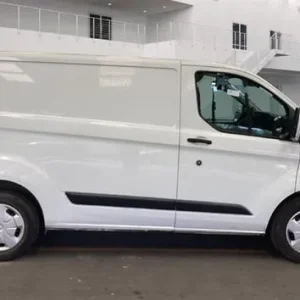 2020 Ford Transit Custom 340 Trend P/V ECOBLUE (Aircon) Panel Van Diesel Manual - Image 3