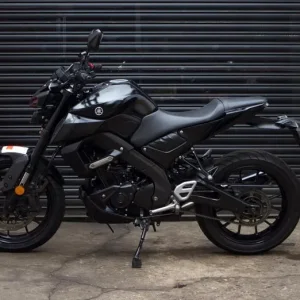 Yamaha MT125 in satin black - Image 6