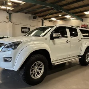 2017 ISUZU D-MAX 2.5 TD 4x4 Diesel Pickup - Image 2