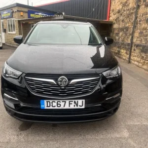 2018 Vauxhall Grandland X 1.2 Turbo SE HATCHBACK - Image 2