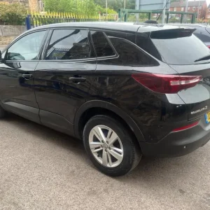 2018 Vauxhall Grandland X 1.2 Turbo SE HATCHBACK - Image 3