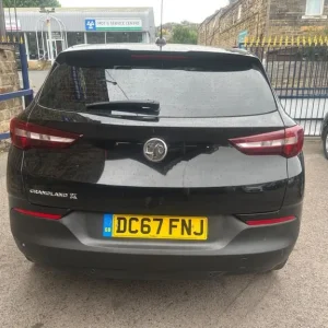2018 Vauxhall Grandland X 1.2 Turbo SE HATCHBACK - Image 4