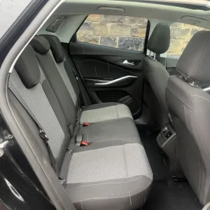 2018 Vauxhall Grandland X 1.2 Turbo SE HATCHBACK - Image 8