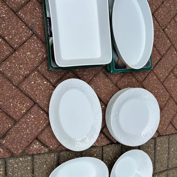 Season fruits white crockery set