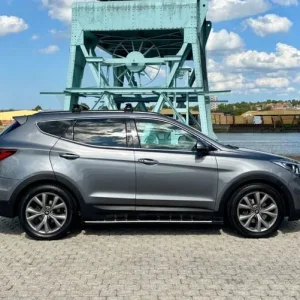 2017 Hyundai Santa Fe 2.2 CRDi Wiggins Edition Blue Drive 7-seater Estate - Image 4