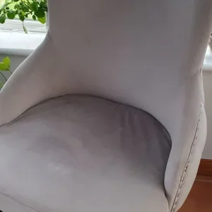Grey chair - Image 2