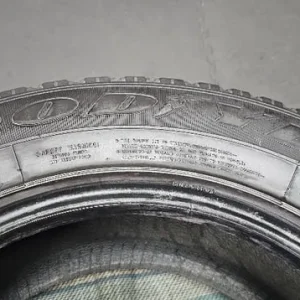 235 65 R 17 104V Goodyear Wrangler HP All Weather Tyres - Image 5