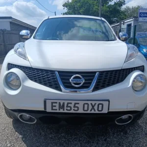 2011 Nissan Juke 1.6 Acenta 5-door hatchback petrol manual - Image 2